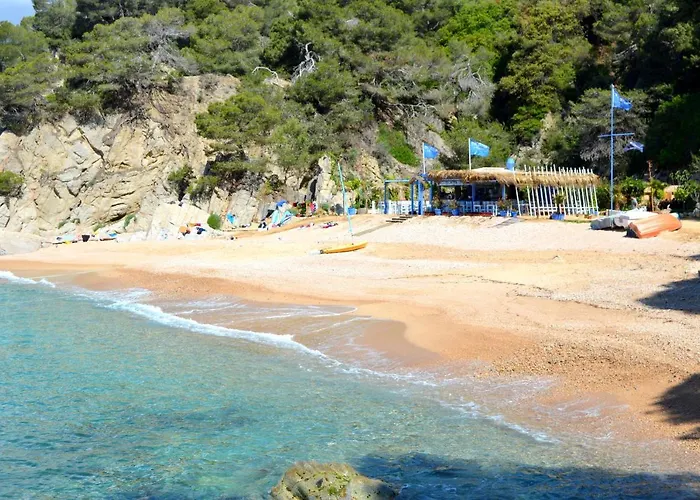Les Terrasses De Cala Llevado