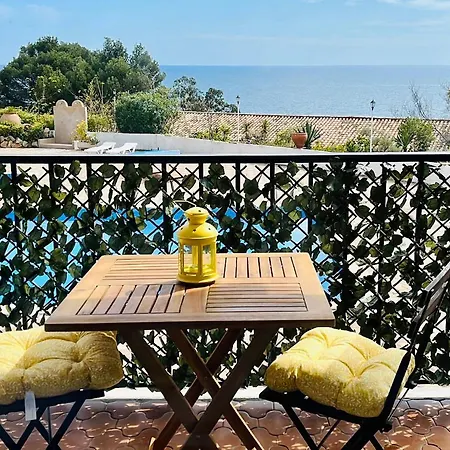 Апартаменты Les Terrasses De Cala Llevado